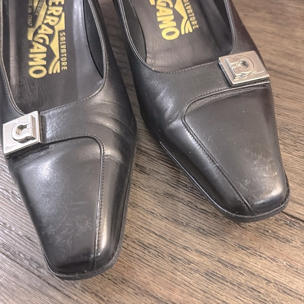 ❌SOLD❌ [Salvatore Ferragamo] Authenticated Leather Kitten Heel Pumps Women’s 5.0 - Picture 4 of 11